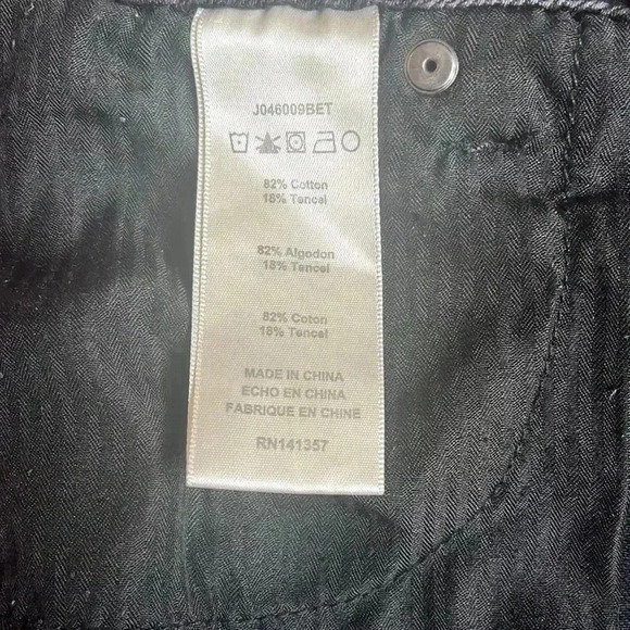 Band of Gypsies Black Denim Skirt size 28 like new - Picture 9 of 9